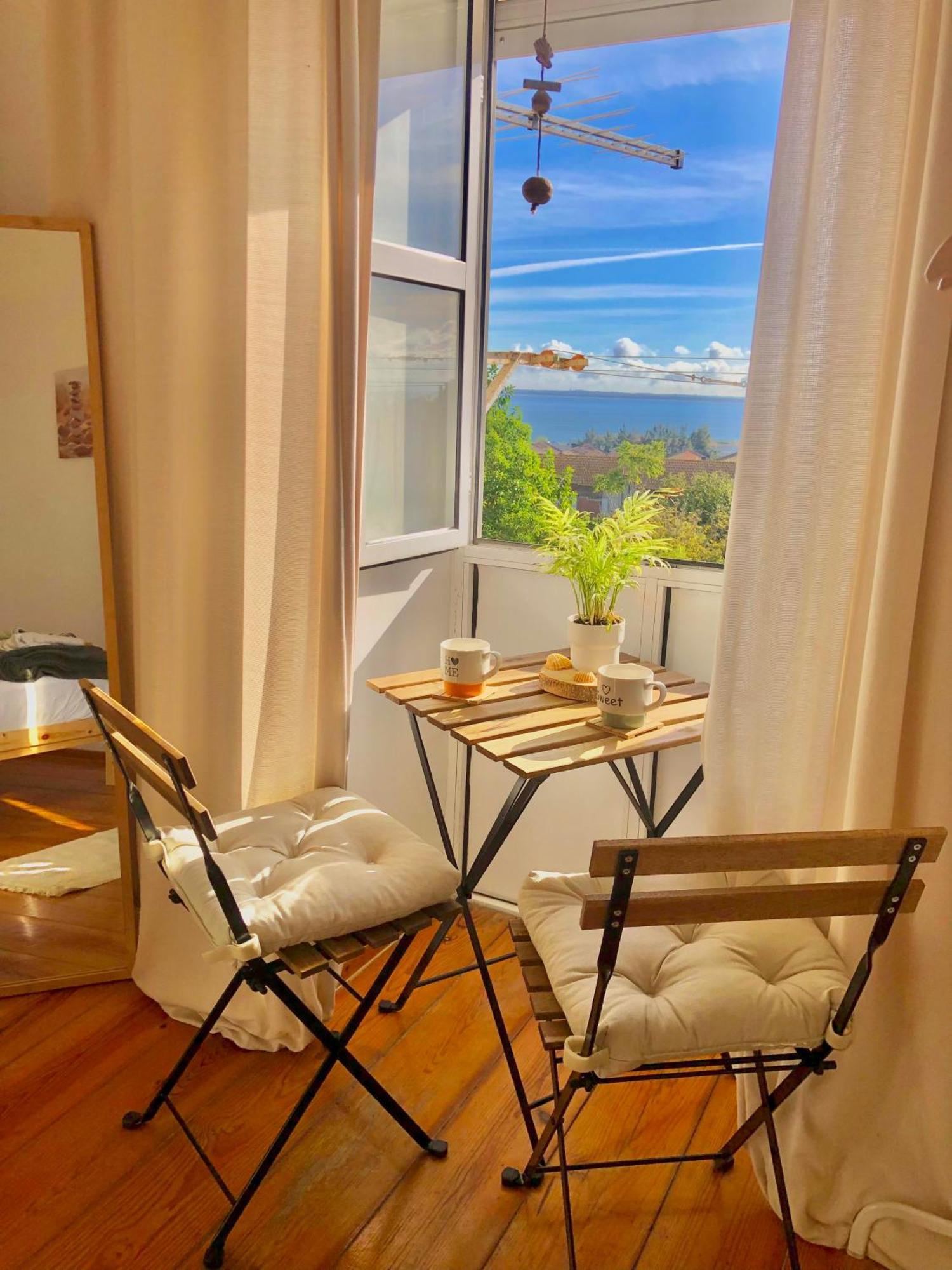 Quarto Com Vista Do Rio Tejo Hotel Lisboa Kültér fotó